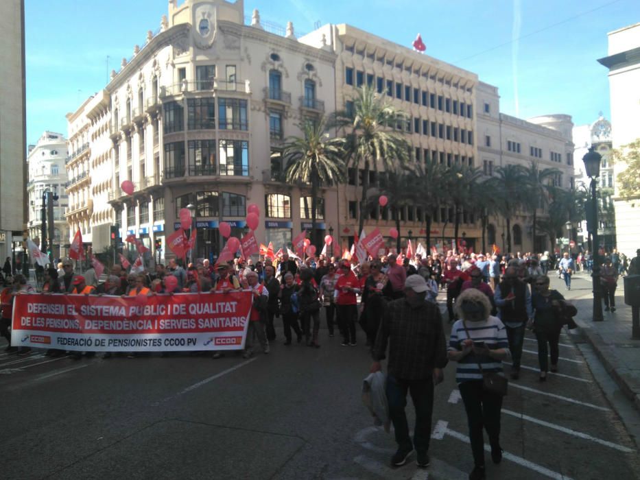 Manifestación de pensionistas en el centro de València