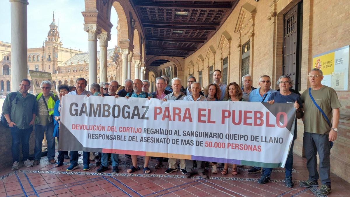 La Plataforma Gambogaz en el acto convocado este lunes