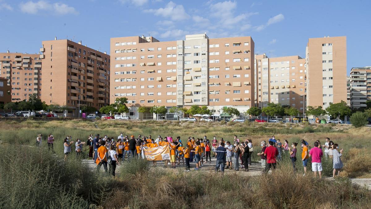 Concentración por el nuevo centro de El Somni