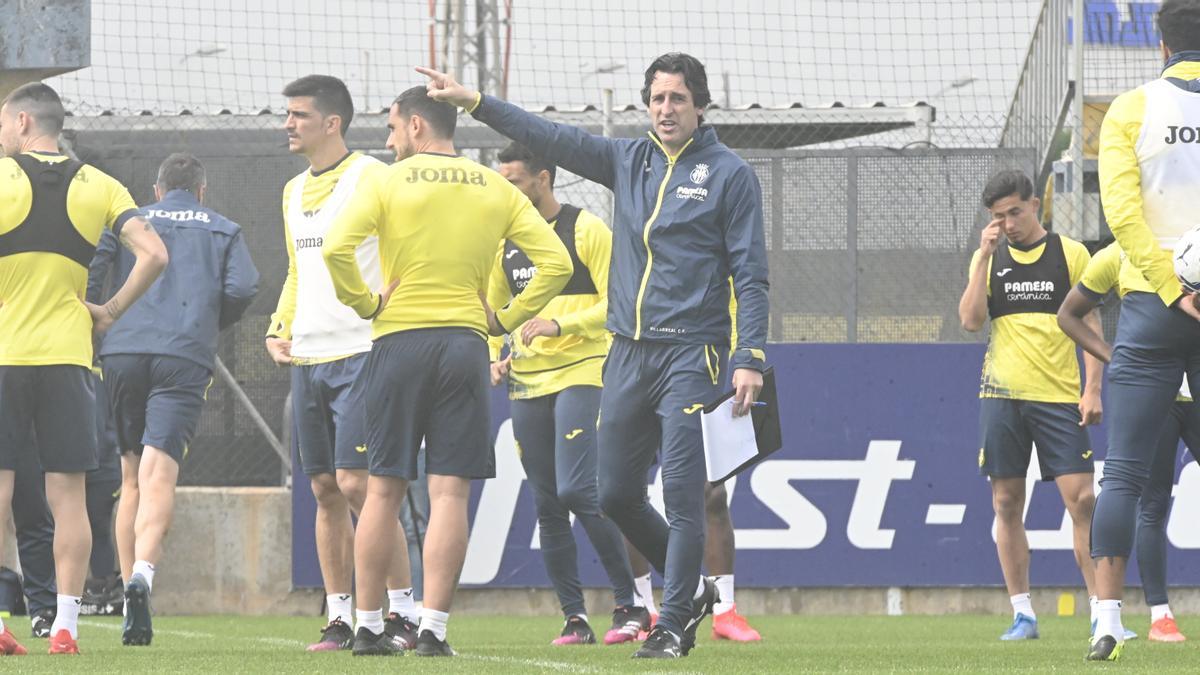 Unai Emery, antes del Villarreal CF-Barcelona.