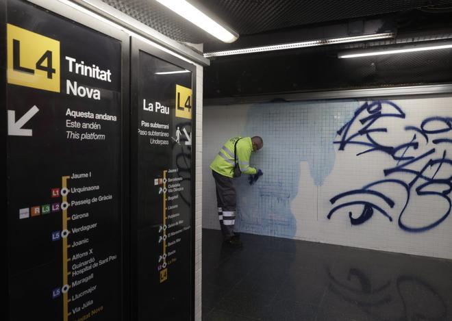 Grans grups es disputen el contracte milionari de neteja del metro