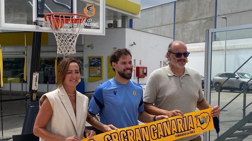Christian Díaz: «Nos toca trabajar, disfrutar y conseguir victorias para devolver al Granca al lugar del que nunca debió salir»