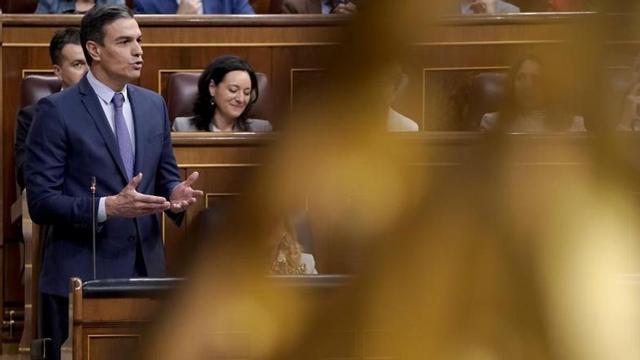 El presidente del Gobierno, Pedro Sánchez, durante la sesión de control al Ejecutivo en el Congreso de este 27 de abril de 2022.