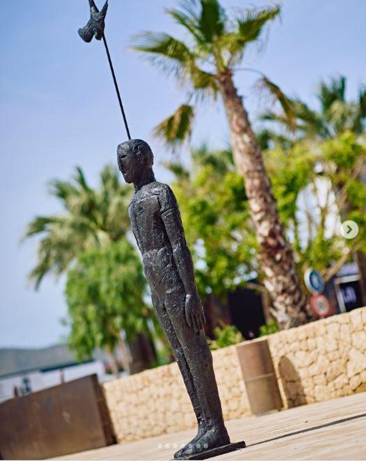 La estatua que ha sufrido daños