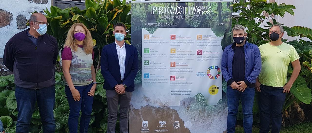 Los participantes en la presentación de Proactiv@s por Naturaleza este lunes 7 de marzo en Puerto de la Cruz