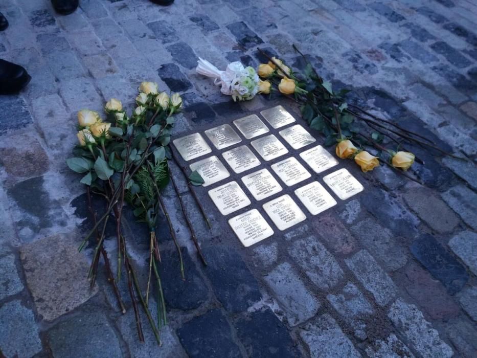 Girona col·loca llambordes per recordar les víctimes dels nazis