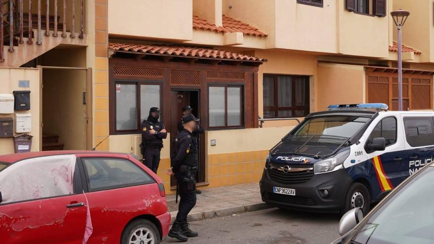 A juicio una banda de narcotraficantes que traía droga en avión desde Ámsterdam a Canarias