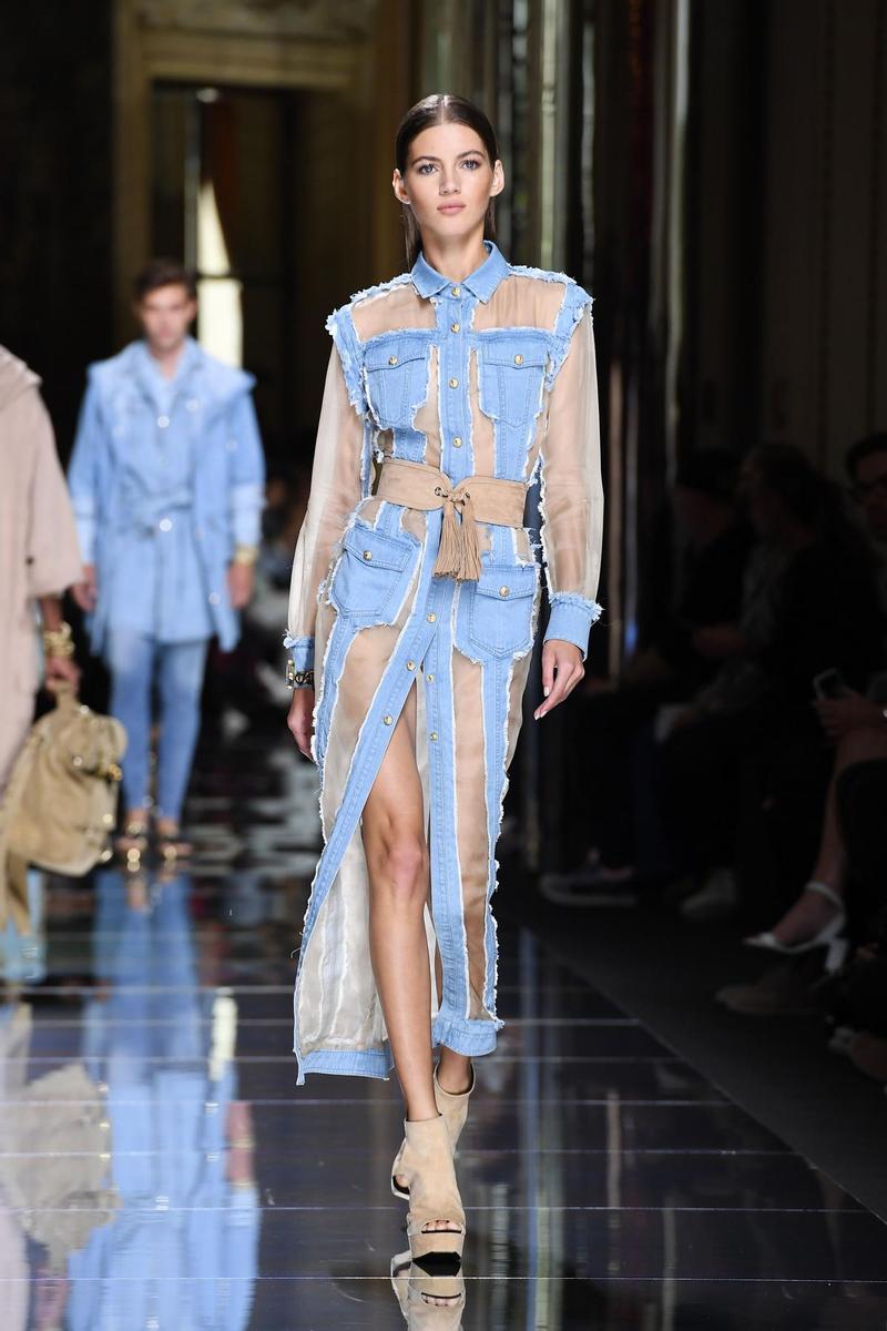 Balmain primavera/ verano 2017, denim y transparencias