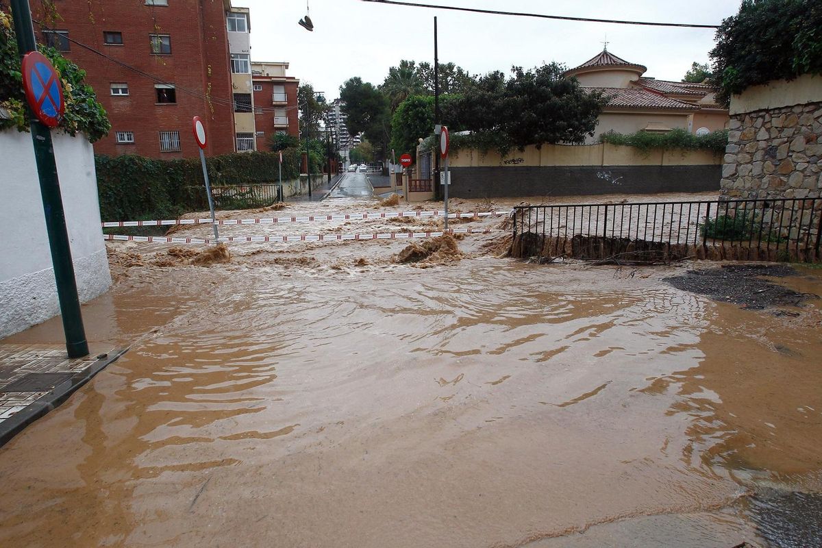 Desbordamiento del arroyo de La Caleta en noviembre de 2012.