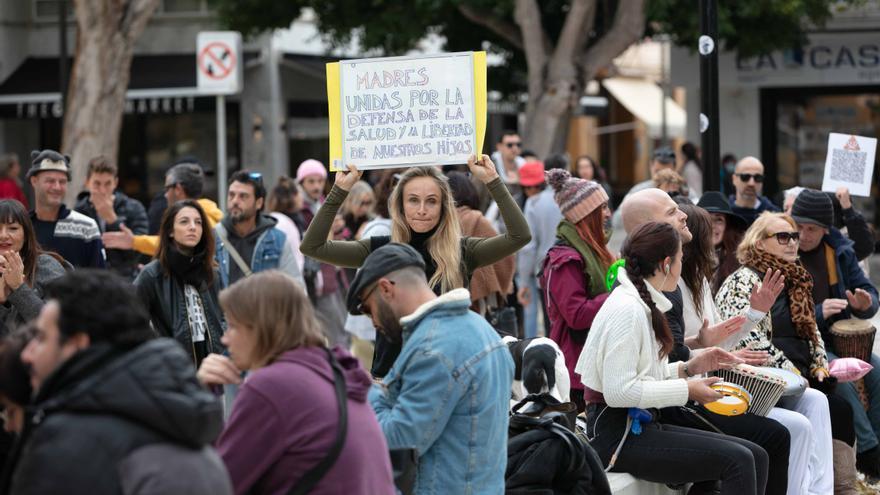 150 personas participan en una protesta en Ibiza contra la exigencia del pasaporte covid