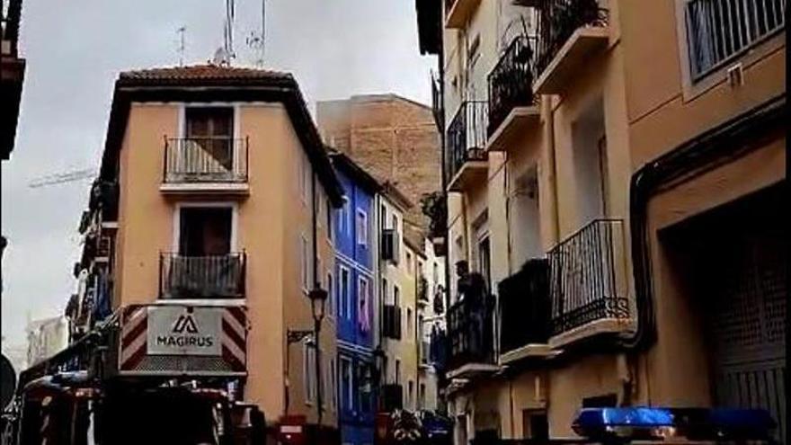 El ayuntamiento desaloja y tapia un edificio de Zamoray tras sufrir un incendio
