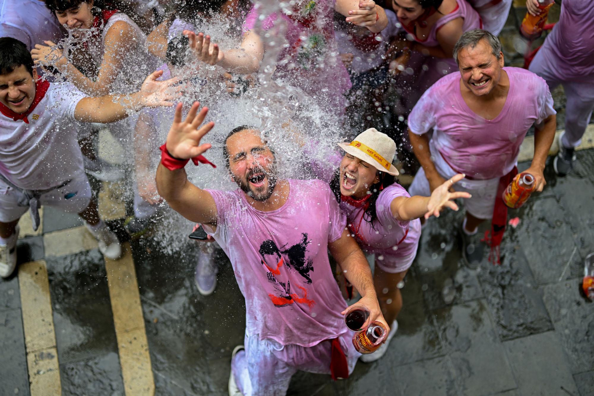 Les millors imatges del &#039;Chupinazo&#039; dels Sanfermines de 2023