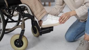 Las personas con discapacidad pueden tener dificultades a la hora de realizar actividades cotidianas.