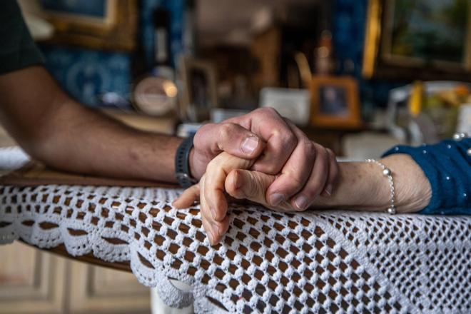 "El peso invisible de los cuidados"