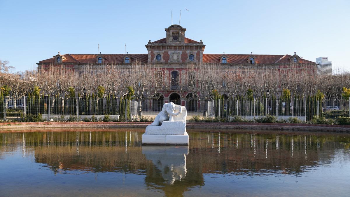 Pla general de la plaça de Joan Fiveller, al parc de la Ciutadella de Barcelona. Imatge publicada el 14 de gener del 2022 (horitzontal)