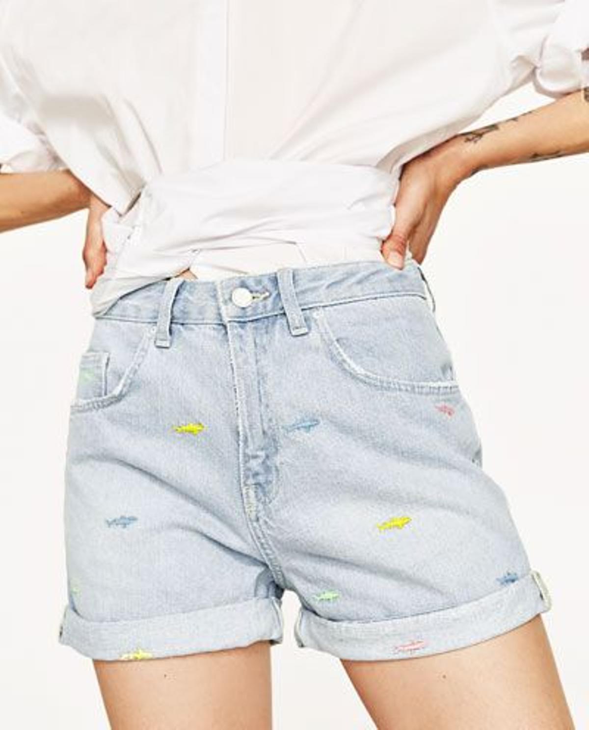 Colaboración de Zara con Maui and Sons: shorts con dibujos