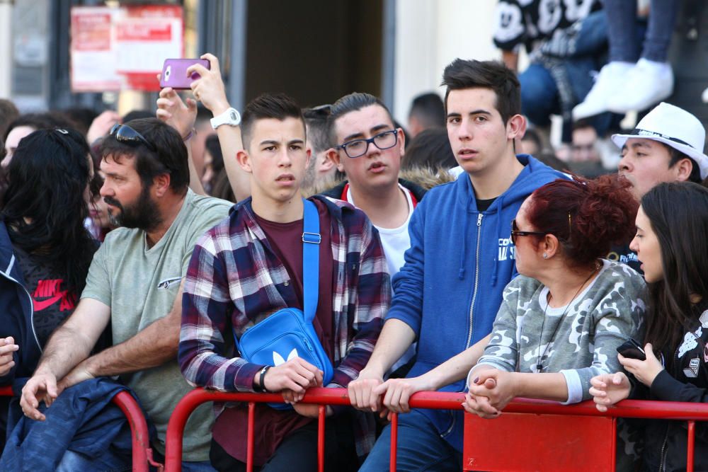 Búscate en la mascletà del 7 de marzo