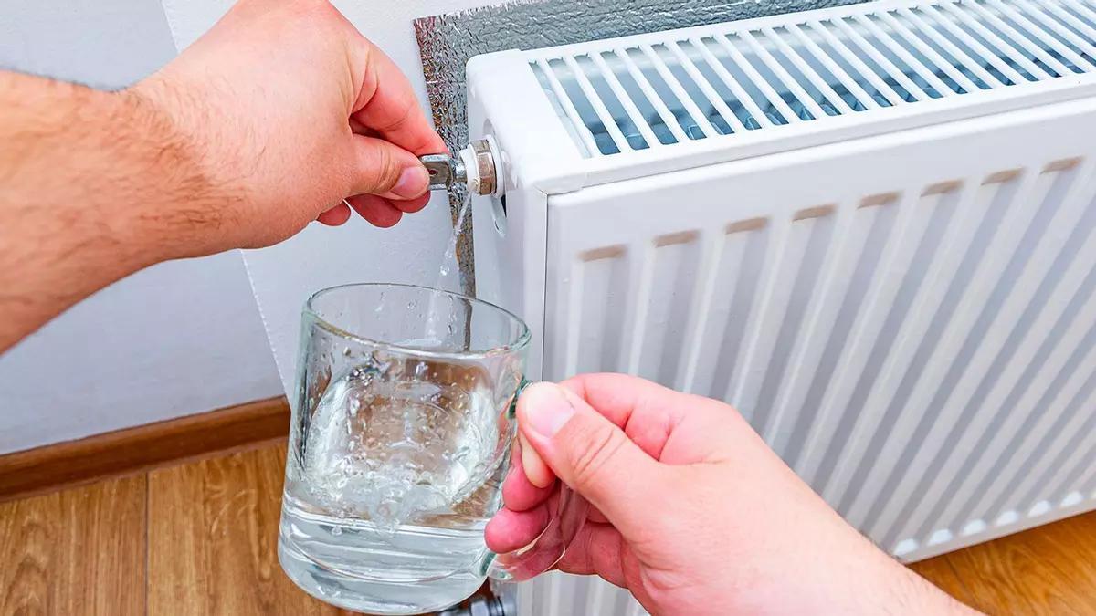 Com purgar els radiadors a casa i aconseguir que escalfin al màxim en minuts