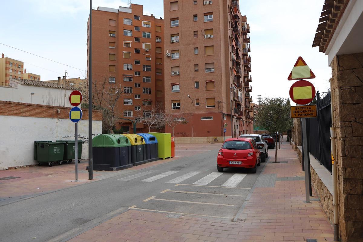 Señales horizontales instaladas en la vía 'Guimeno Baduell'.