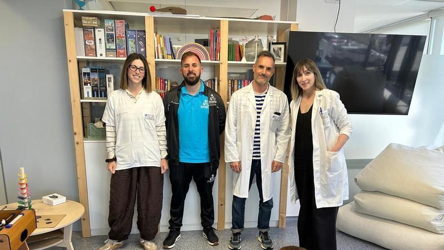 La Fundación María José Jove y la Fundación Inibic comienzan terapias con perros para pacientes jóvenes de salud mental en el Hospital de A Coruña
