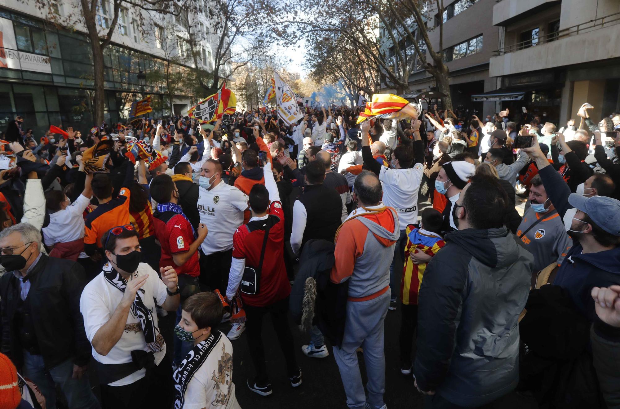 La manifestación valencianista contra Peter Lim (segunda parte)