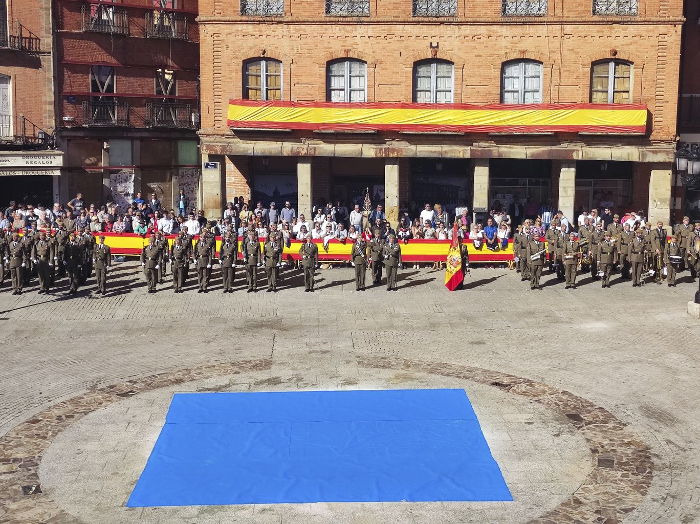 Así ha transcurrido la jura de bandera civil en Benavente