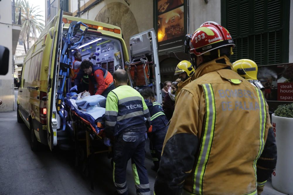 Un trabajador cae desde un cuarto piso por el hueco de un ascensor en Palma