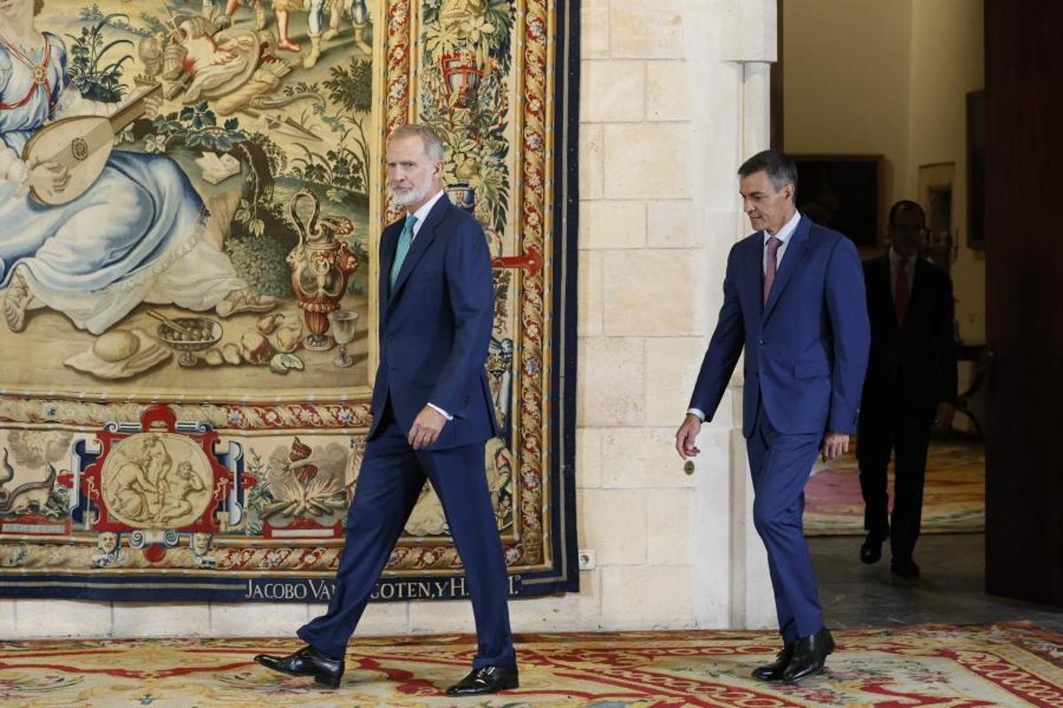 Pedro Sánchez se reúne con el Rey en el Palacio de Marivent Pedro Sánchez se reúne con el Rey en el Palacio de Marivent