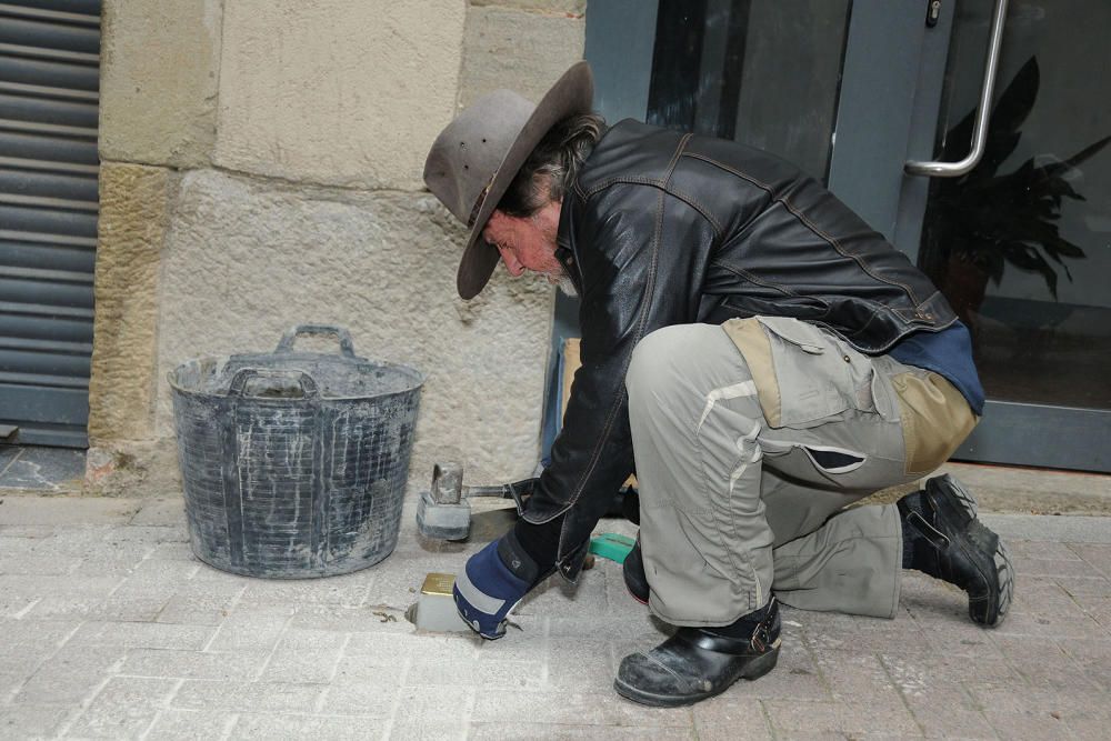 Manresa posa les primeres plaques Stolpersteine