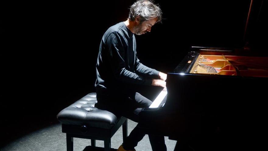 James Rhodes, durante una actuación. // Rafa Vázquez