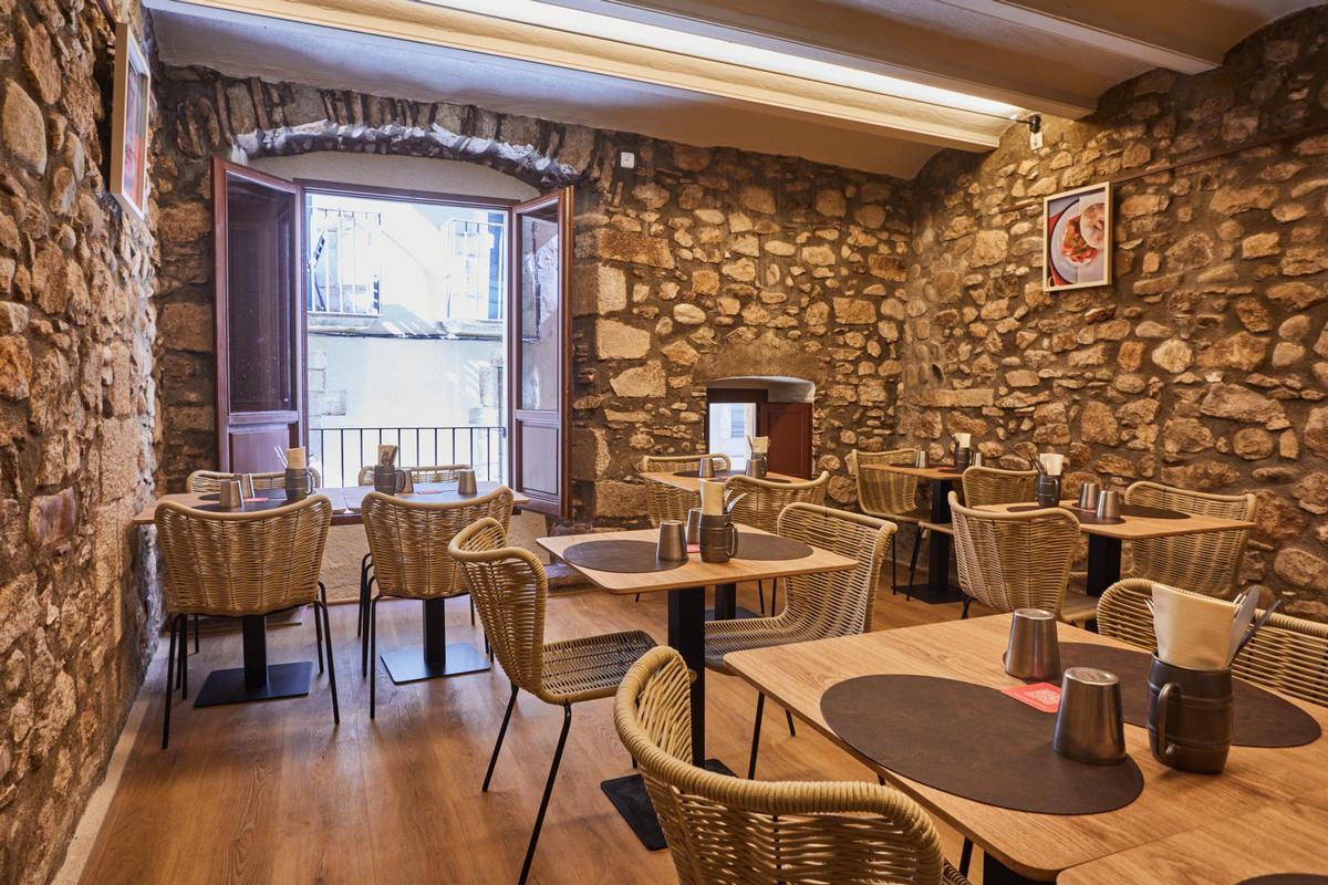 La nova rostisseria gourmet es troba al carrer Sacsimort 5, a Girona.