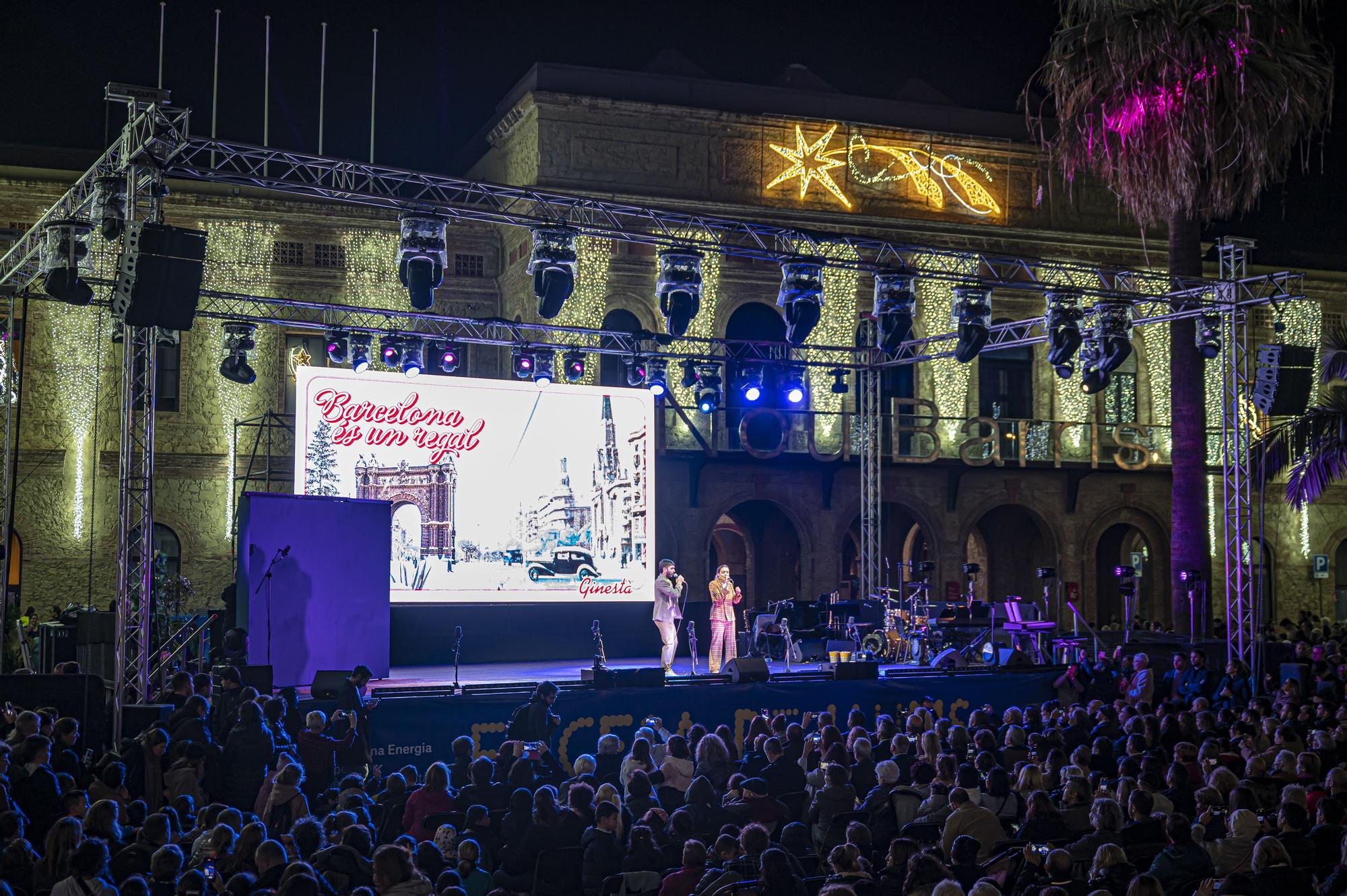 En imágenes: así brilla el alumbrado navideño de Barcelona