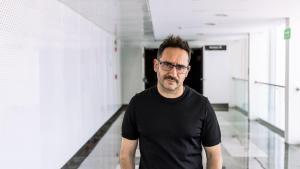 J.A. Bayona, pregonero de la V edición de lOrgull de la Trini.