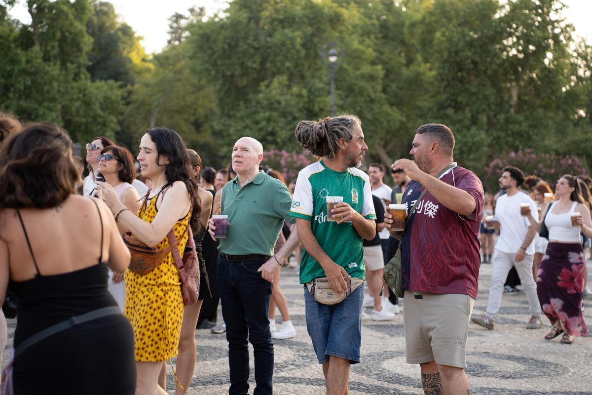 ¿Estuviste en el concierto de La Plazuela en Icónica Santalucía Sevilla Fest? ¡Búscate en nuestra fotogalería!