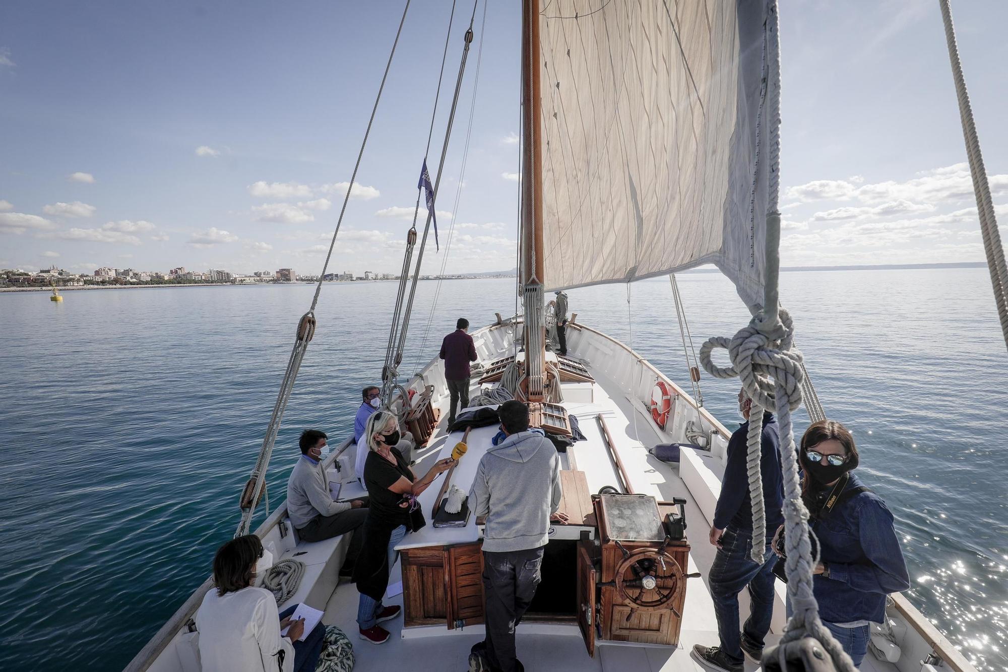 ¿Quieres navegar a bordo de la Balear por la bahía de Palma