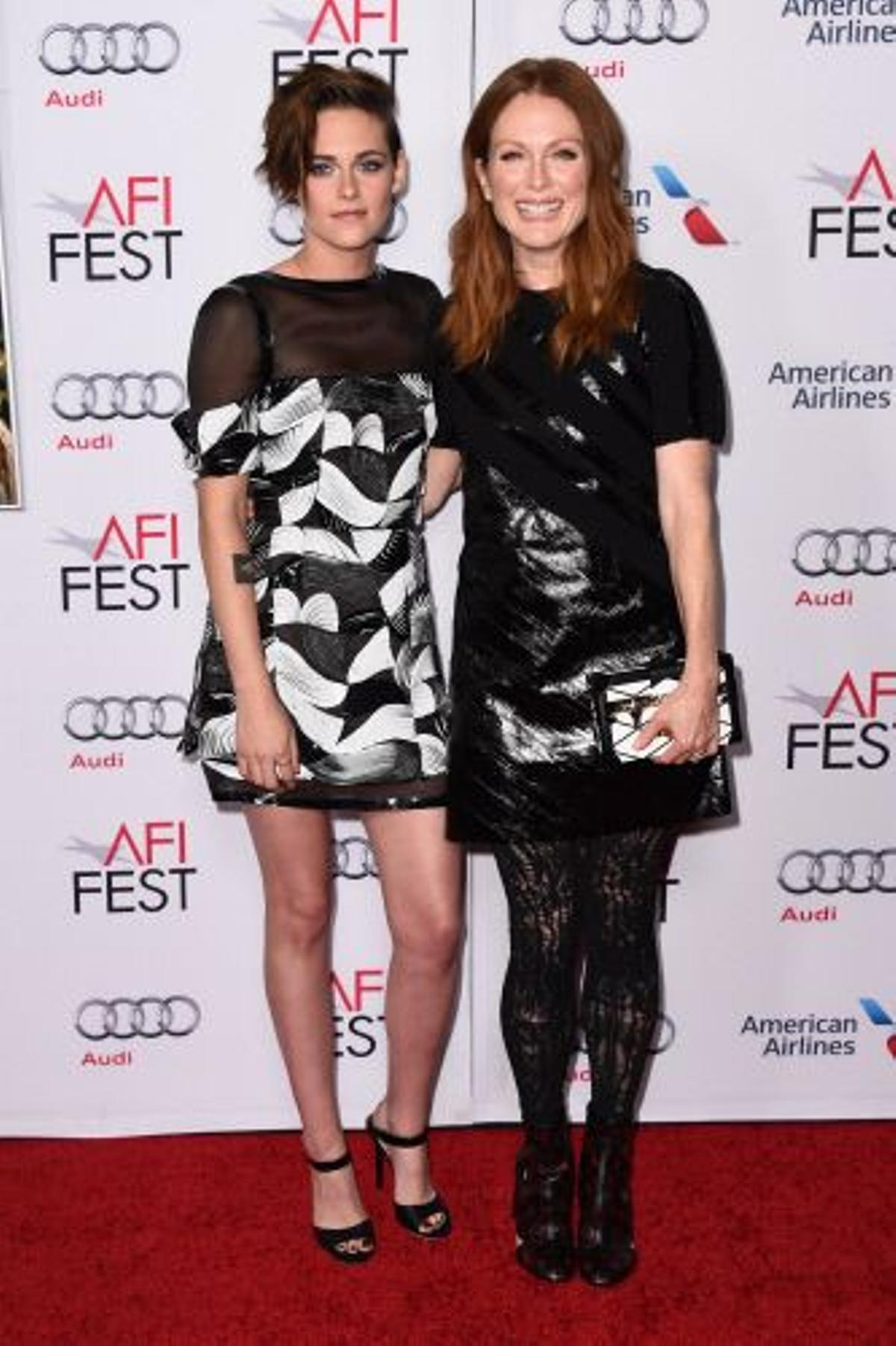 Julianne Moore y Kristen Stewart en el estreno de &quot;Still Alice&quot;
