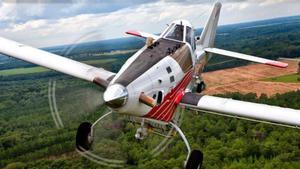 Modelo de una avioneta Thrush.