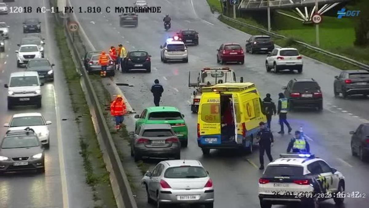 Accidente con varios vehículos implicados en Alfonso Molina.