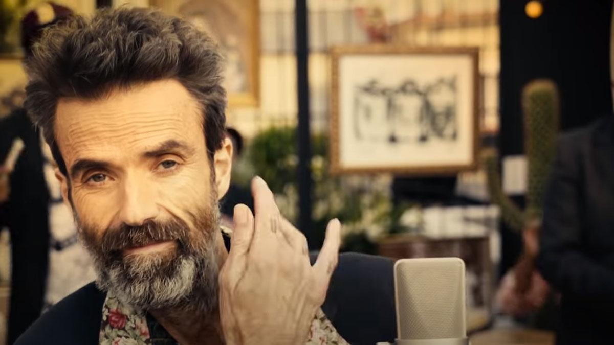 'Eso que tú me das', el último vídeo de Jarabe de Palo