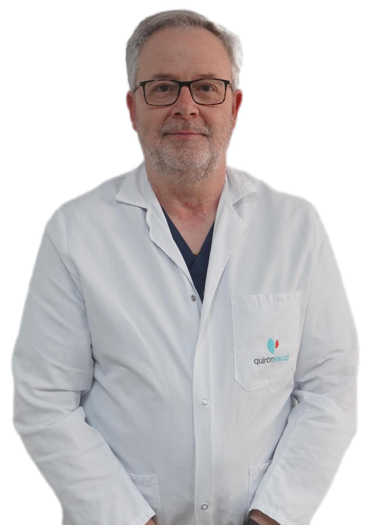 Doctor Diego Giménez, jefe del Servicio de Traumatología del Hospital Quirónsalud Murcia.