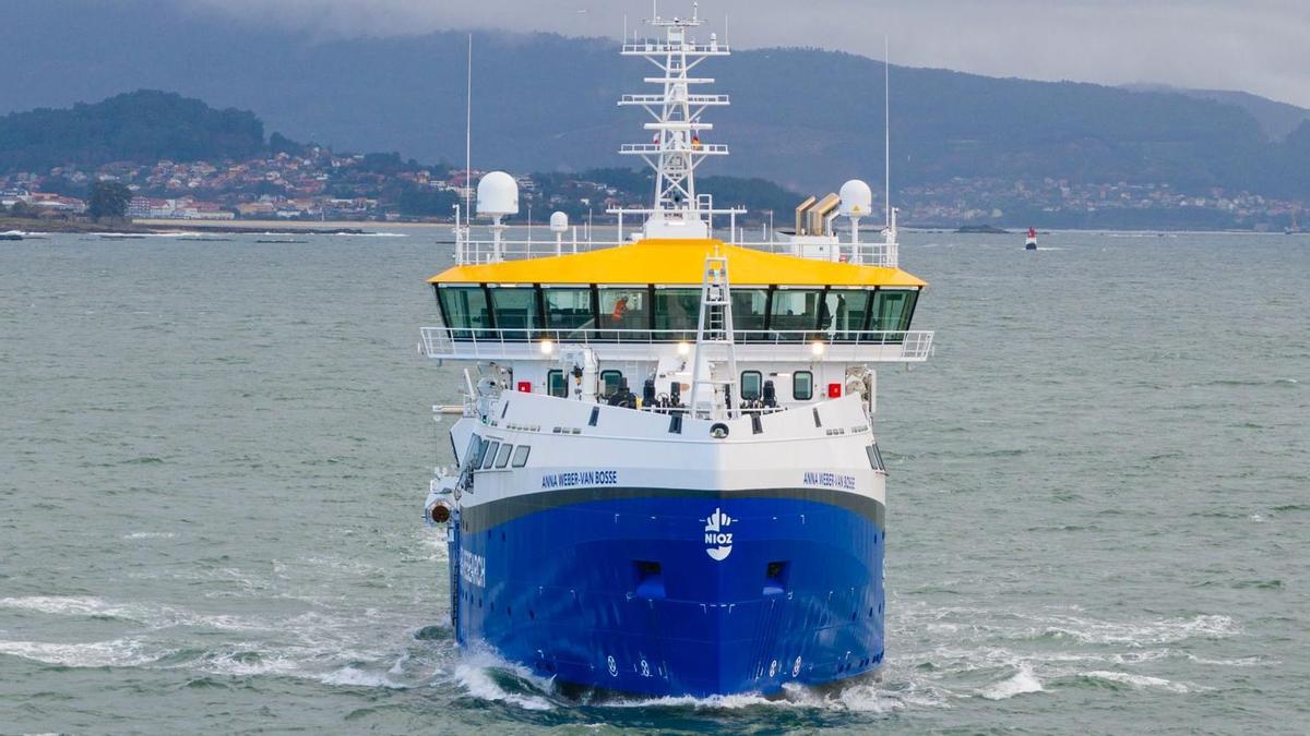 La reina Máxima de Holanda bautizará el oceanográfico construido en Armón Vigo «Anna Weber-van Bosse»