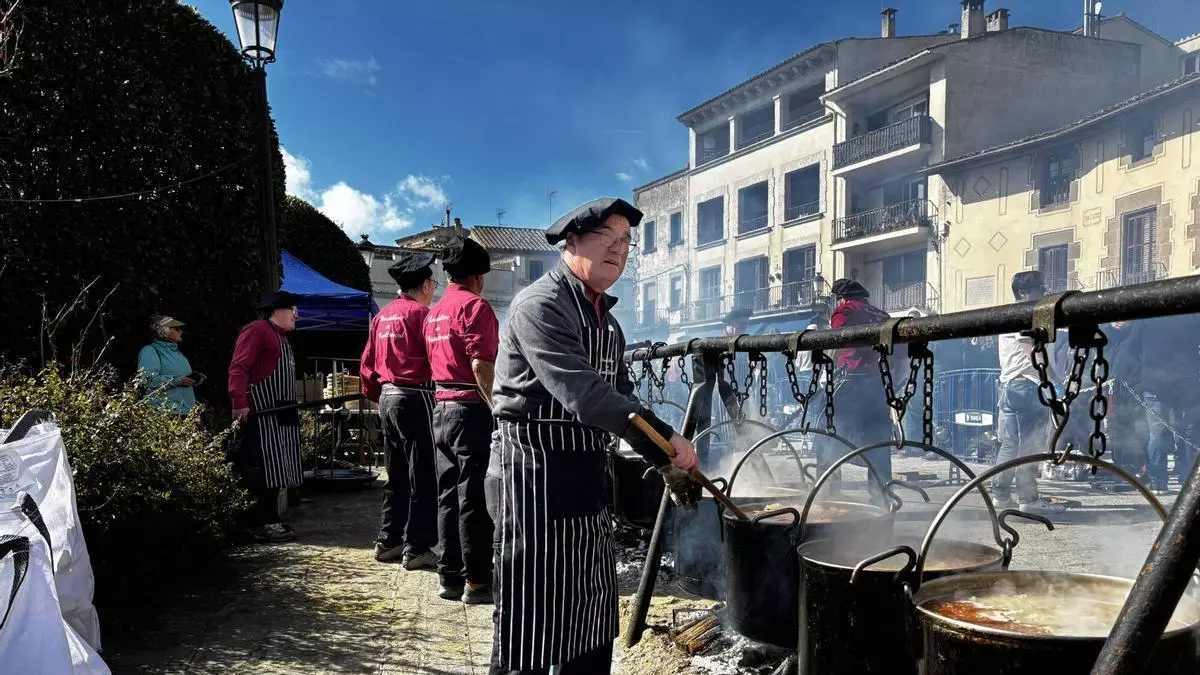 La Festa de l'Escudella de Castellterçol: tradició, arrelament i unió entre generacions