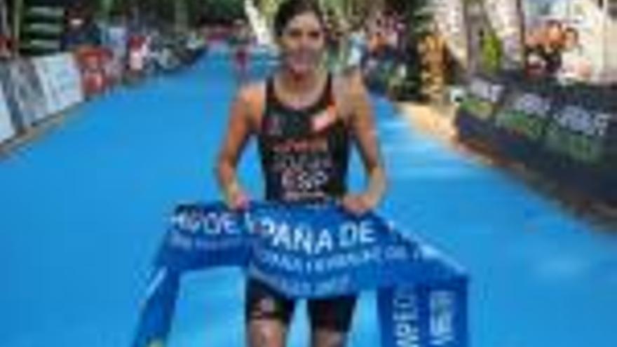 La banyolina Carol Routier va apuntar-se el campionat d&#039;Espanya de triatló de l&#039;any passat.