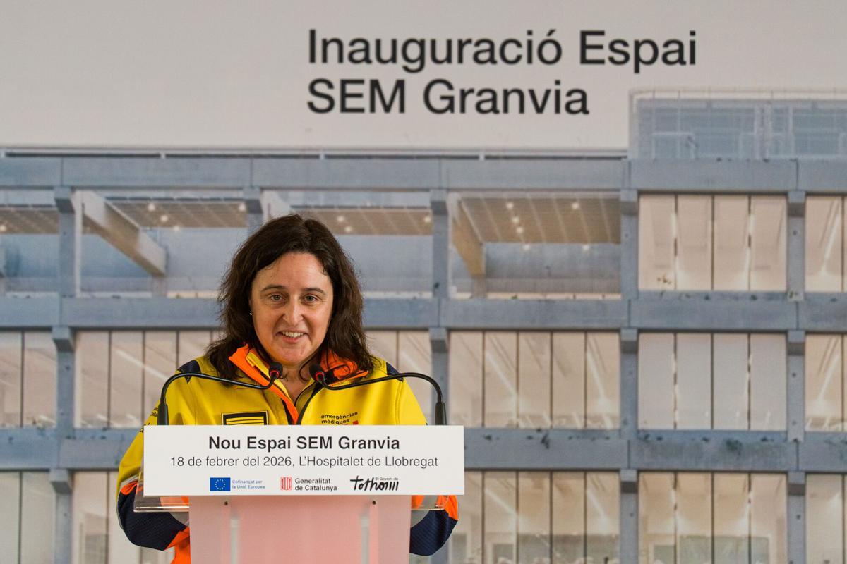 El presidente Salvador Illa, junto a Olga Pané y Núria Parlon, inaugura la nueva sede del Sistema d'Emergències Mèdiques (SEM), en L´Hospitalet de Llobregat
