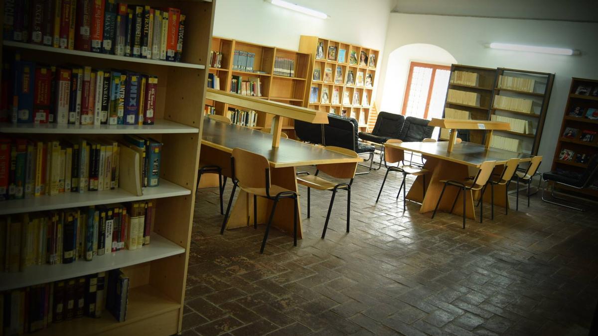 Sala de lectura de la biblioteca