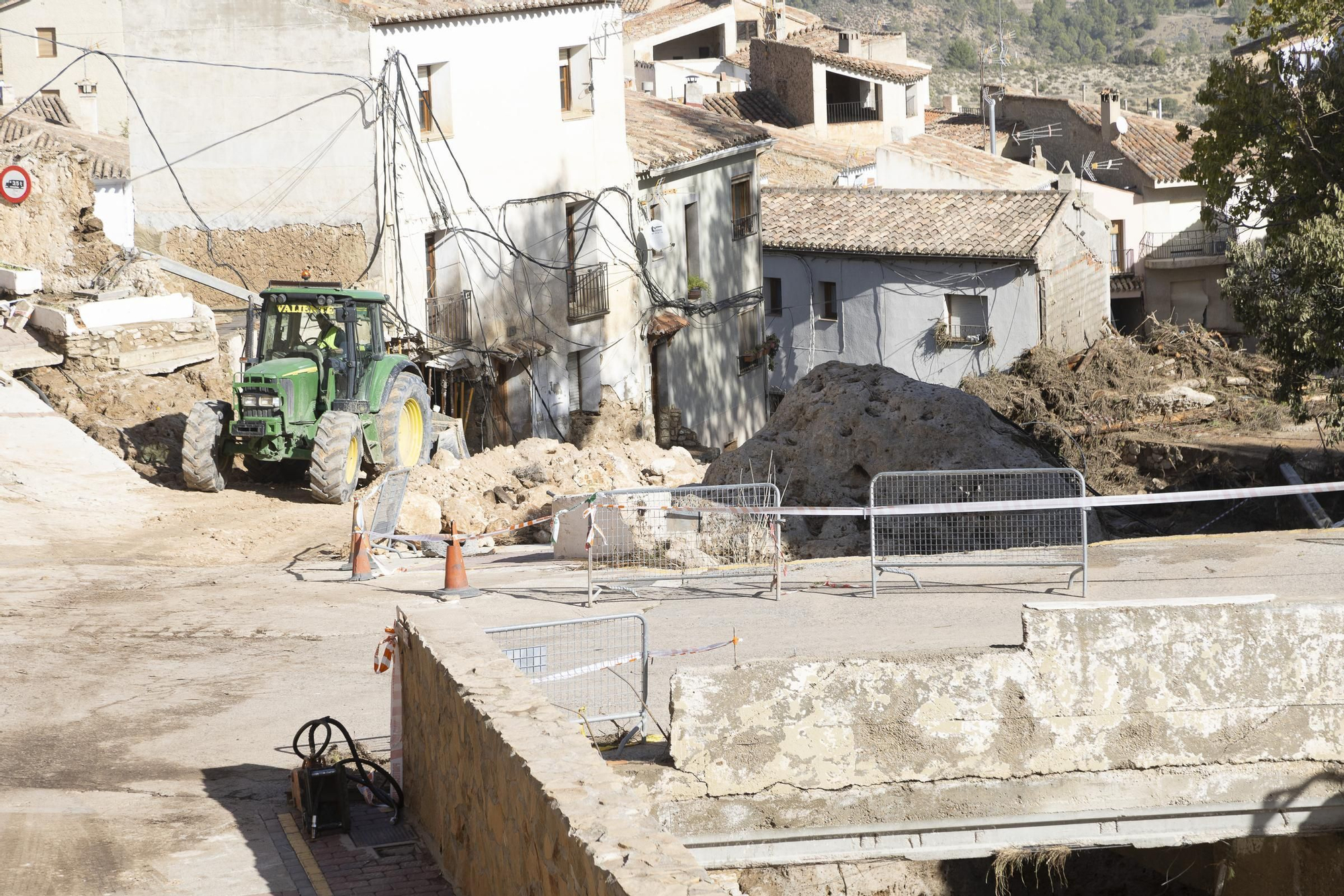 El pueblo de Letur sigue devastado este jueves  tras las fuertes inundaciones