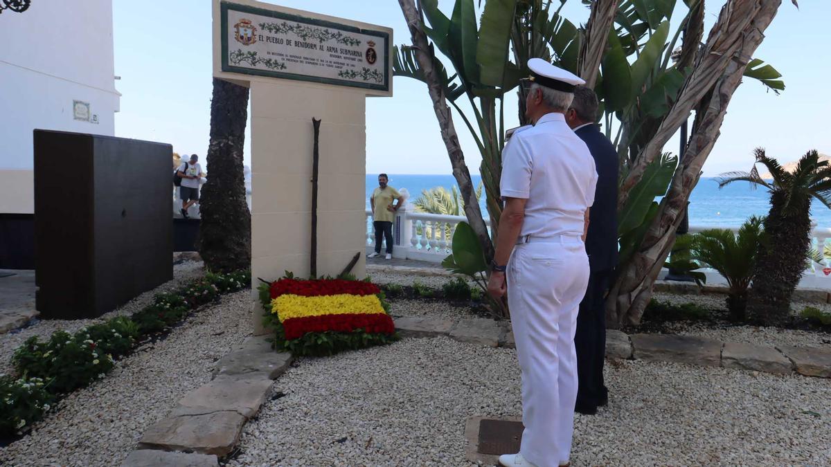 Benidorm rinde homenaje a los Caídos en la Mar y al Arma Submarina