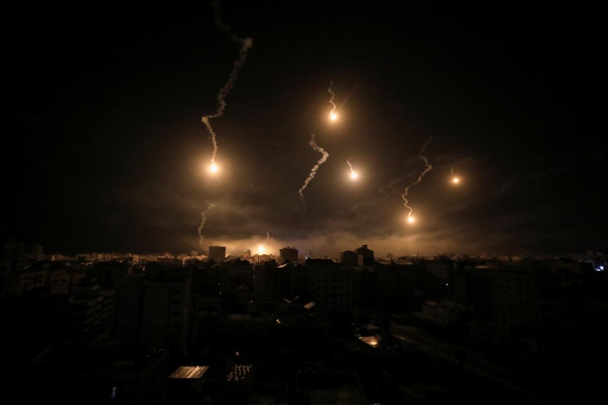 Flares are fired by Israeli forces in Gaza City