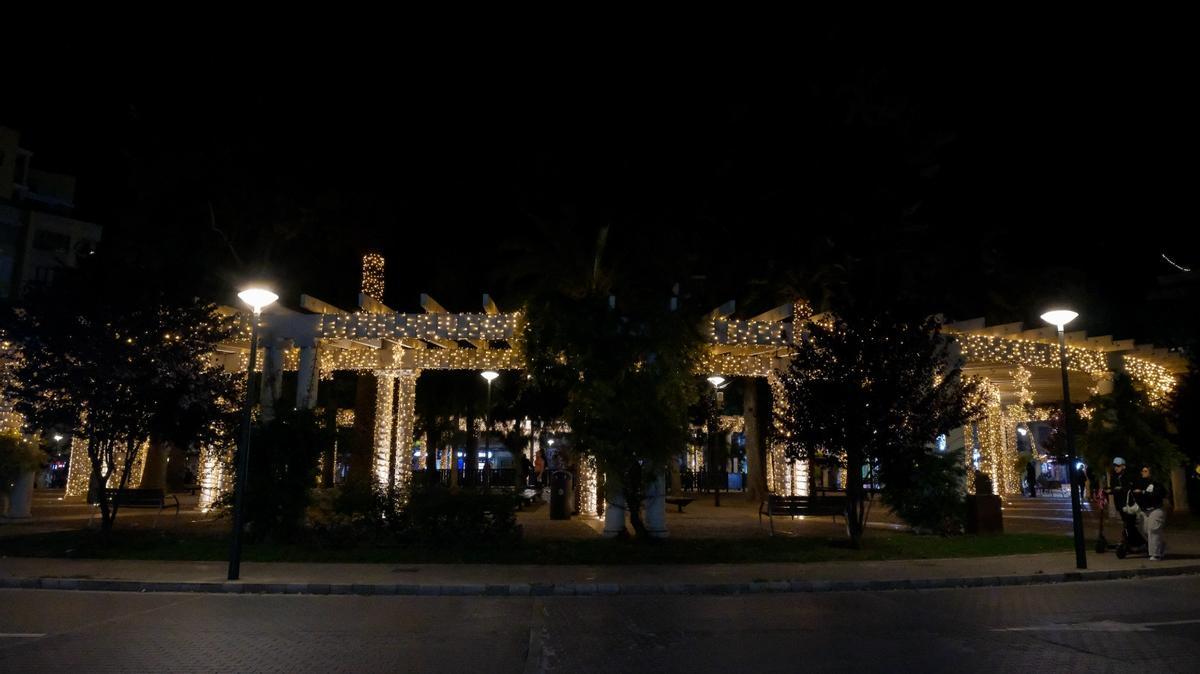 Las fotos de las nuevas luces de Navidad de la plaza de las Columnas de Palma