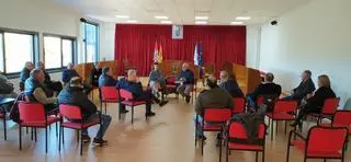 Los representantes de la Parcelaria de Catoira presionan a Medio Rural